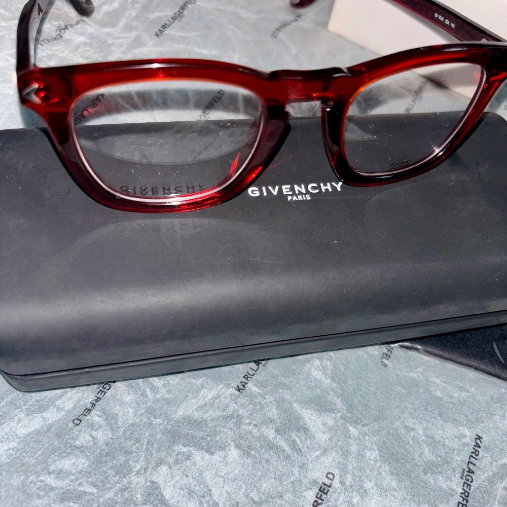 Men/Women’s glasses